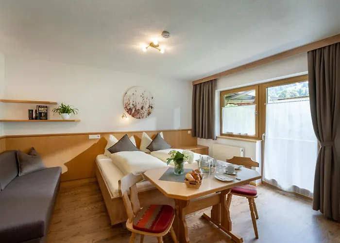 Haus Daniela Pensión 3*