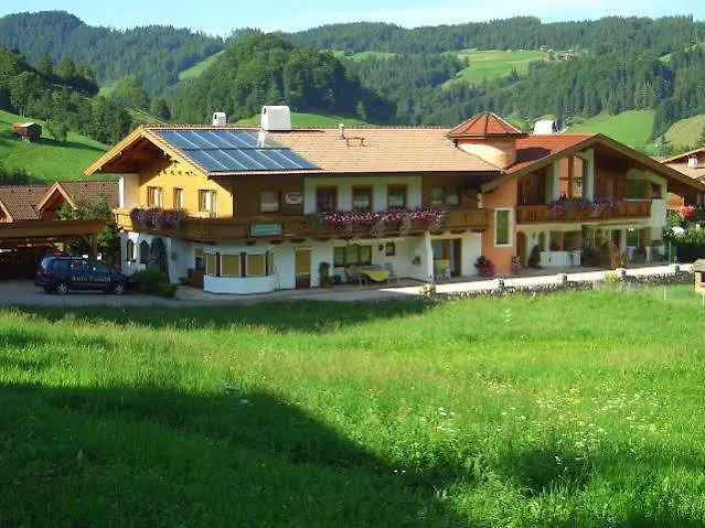 Pensión Haus Daniela 3*